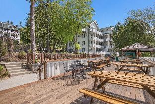 the shore club wisconsin ascend hotel collection