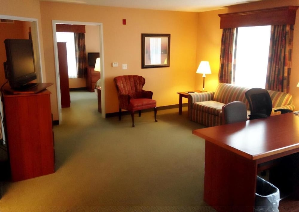 grandstay residential suites hotel sheboygan
