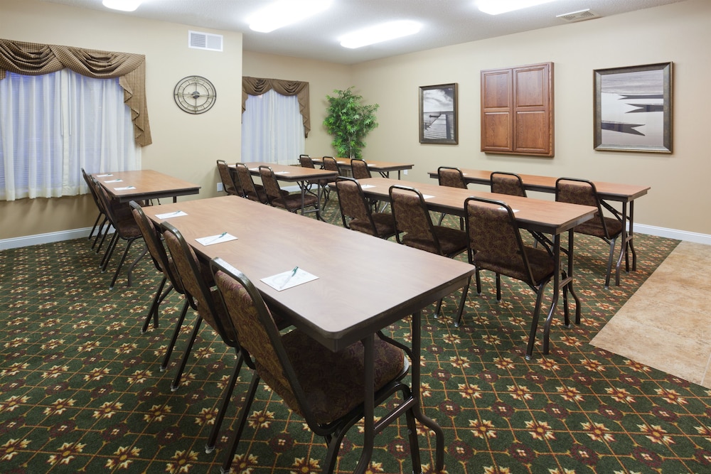 grandstay residential suites hotel sheboygan