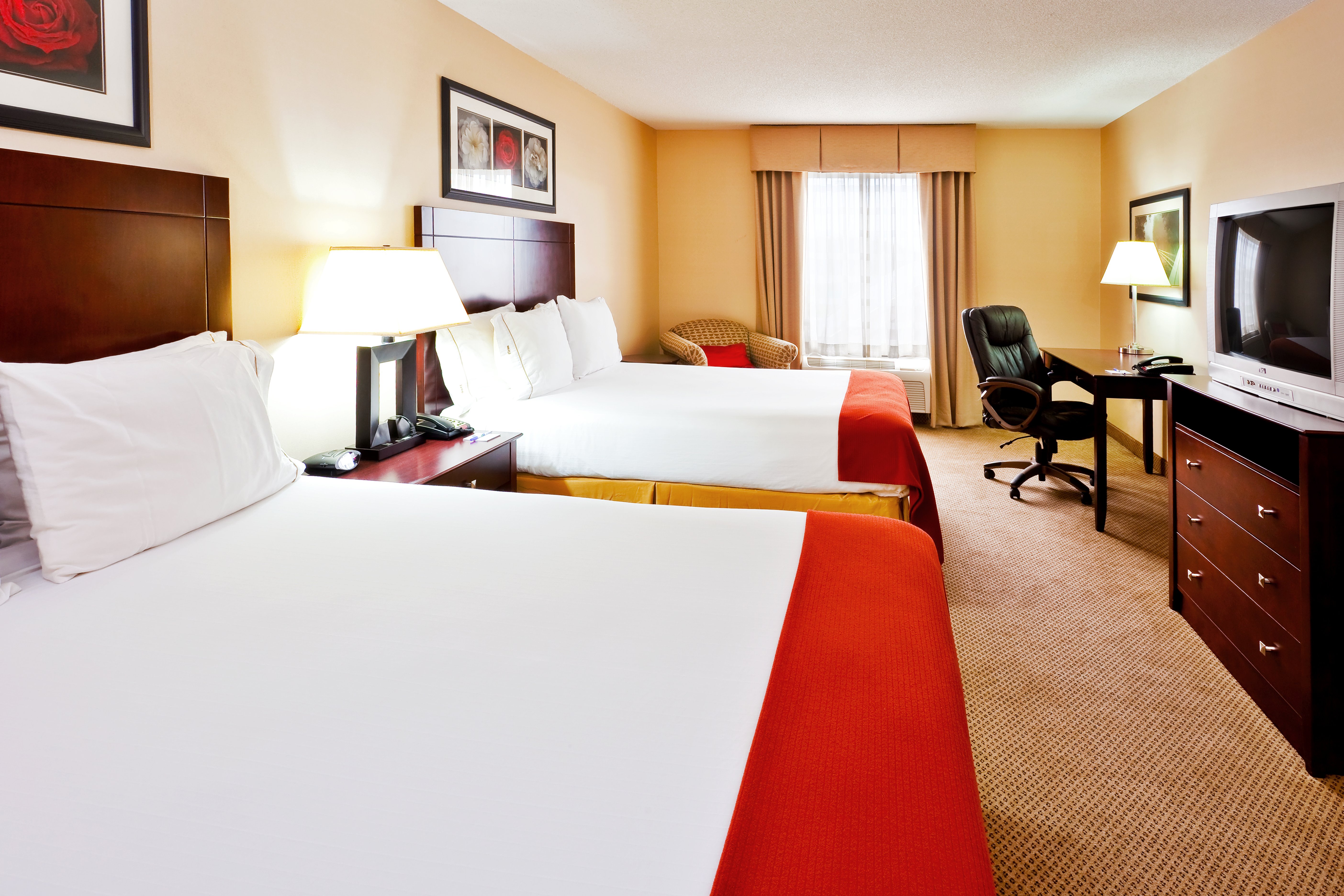 holiday inn express and suites dickson by ihg