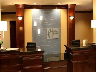 holiday inn express and suites dickson by ihg