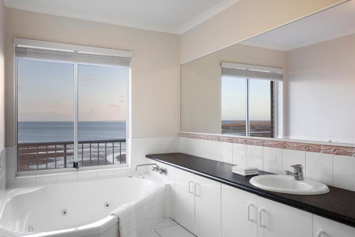 breakfree great sandy straits