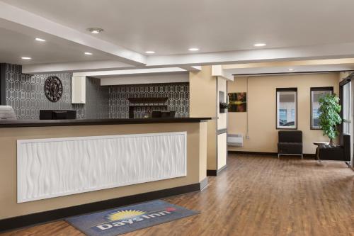 days inn and suites by wyndham sault ste marie on