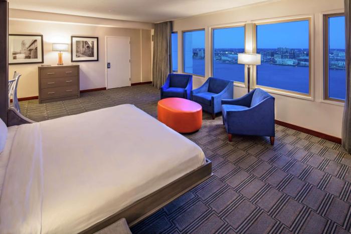 hilton philadelphia at penns landing