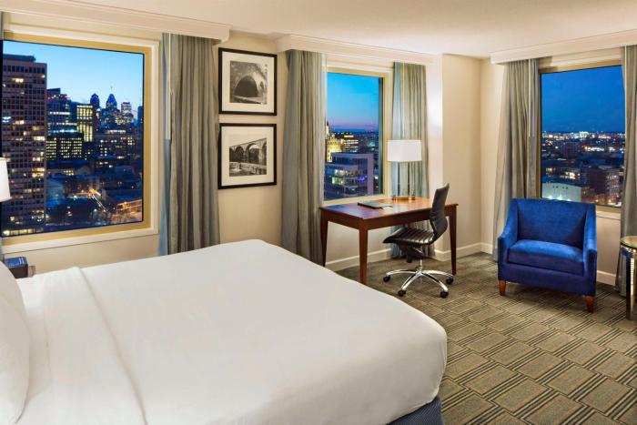 hilton philadelphia at penns landing