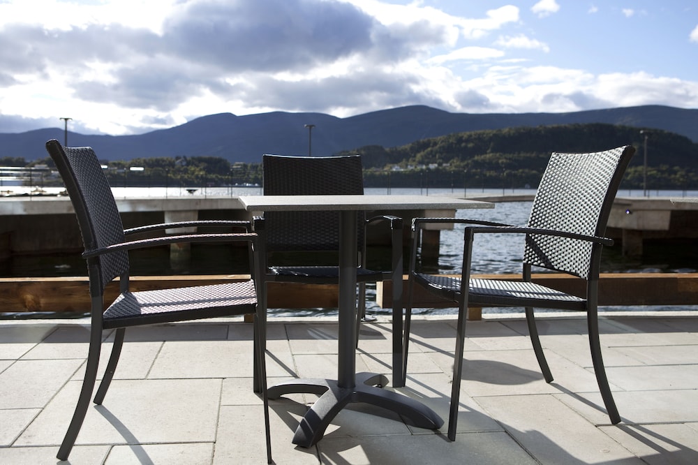 quality hotel waterfront alesund