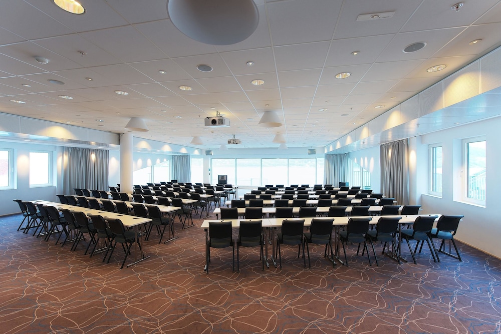 quality hotel waterfront alesund