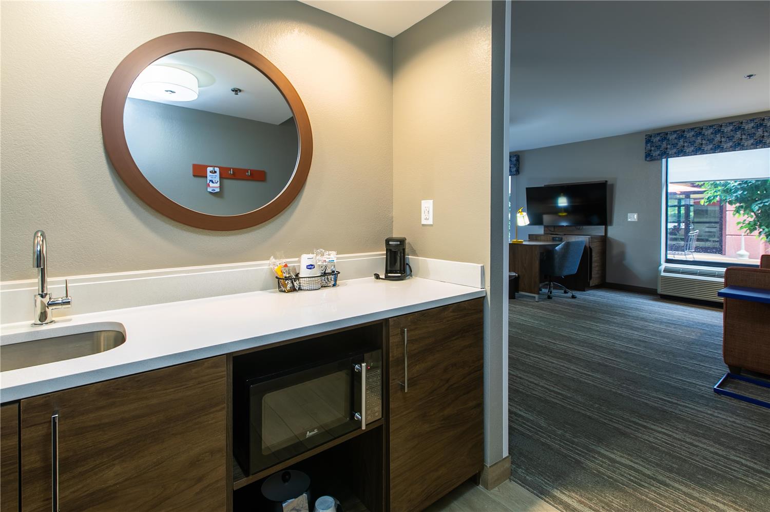 hampton inn and suites wilder