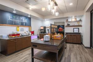 hampton inn and suites wilder