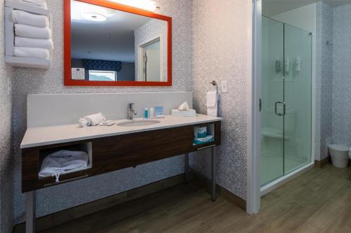 hampton inn and suites wilder
