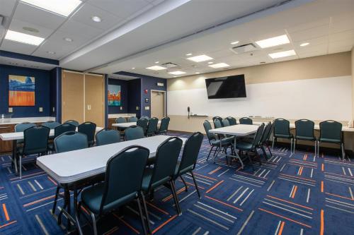 hampton inn and suites wilder