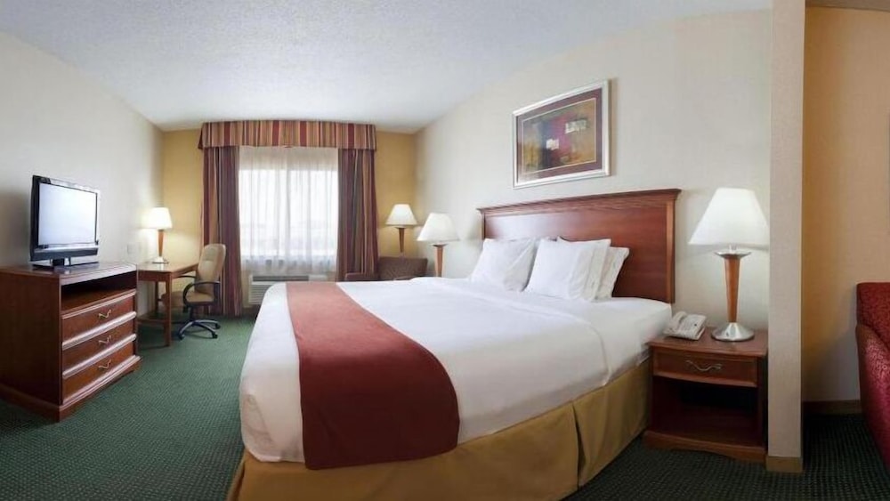 holiday inn express valparaiso by ihg