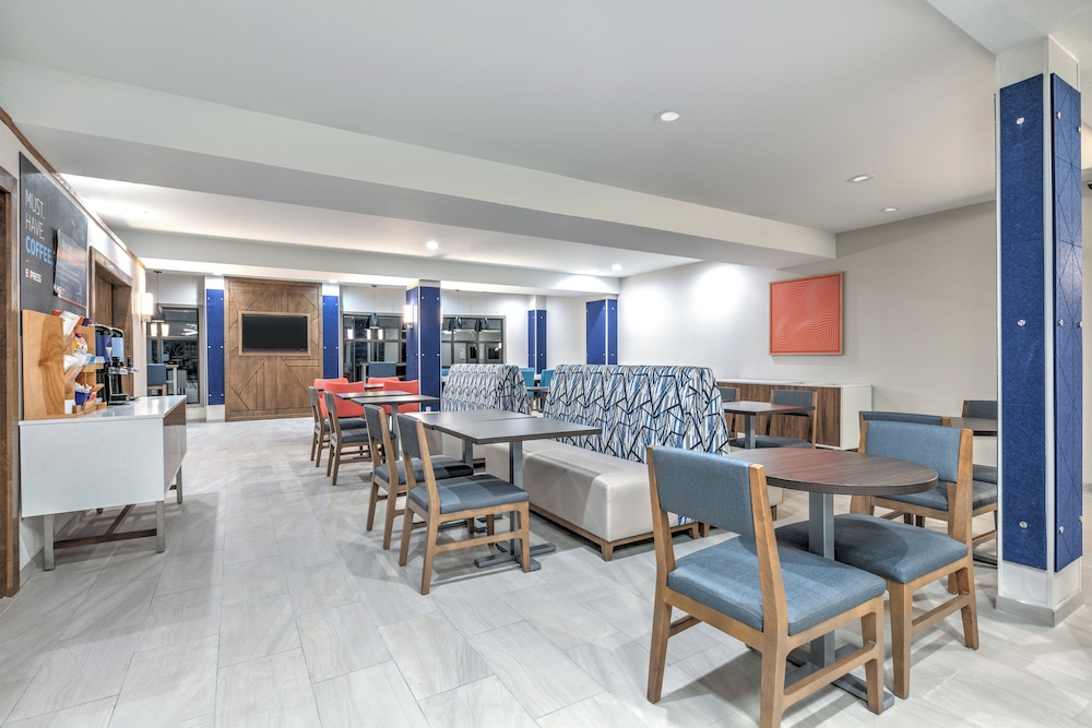 holiday inn express valparaiso by ihg