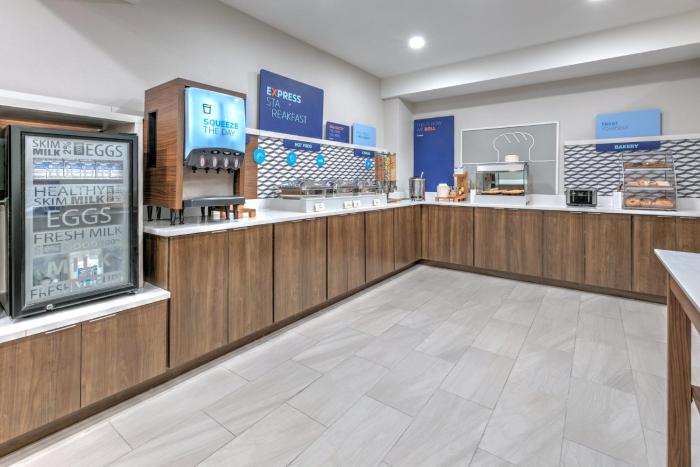 holiday inn express valparaiso by ihg