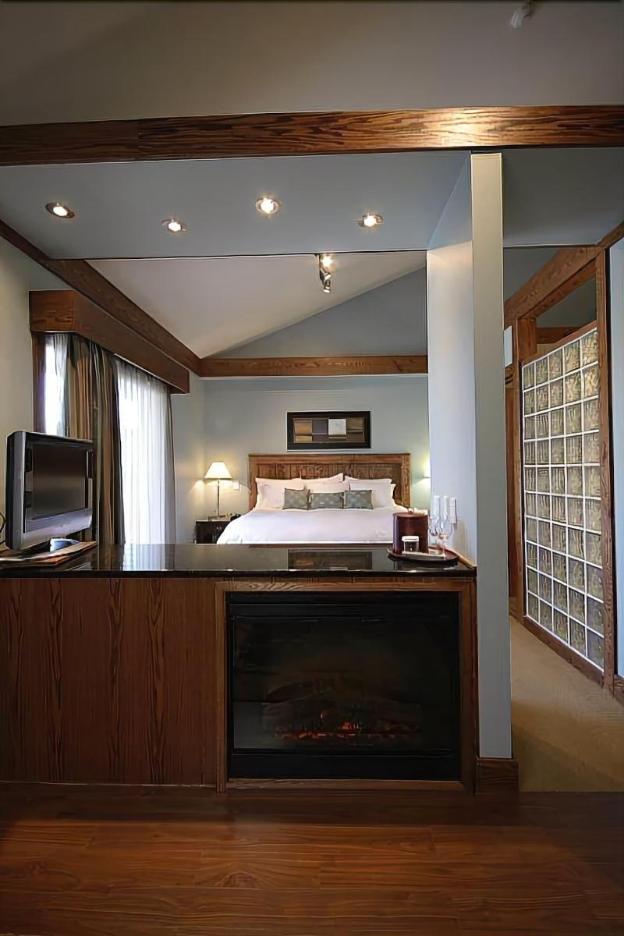 huff estates inn and winery