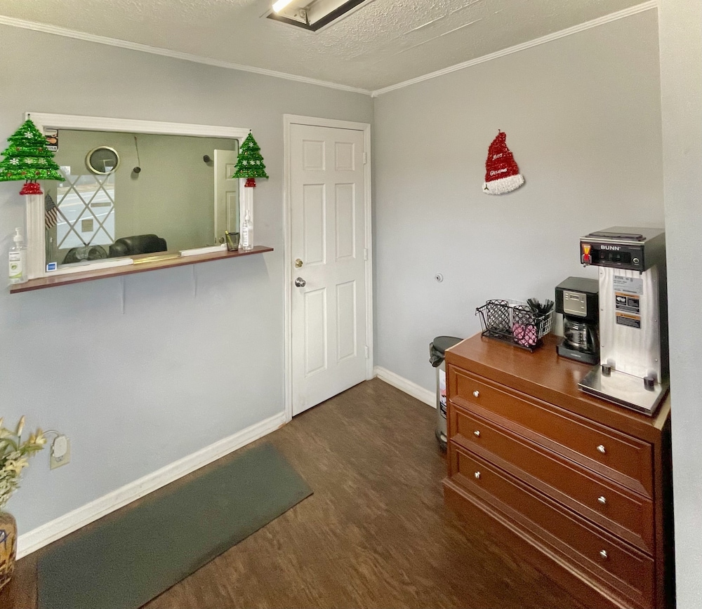 overton motel livingston