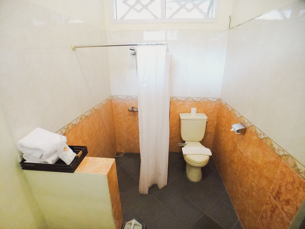 margo utomo hill view resort