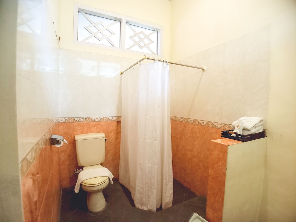 margo utomo hill view resort