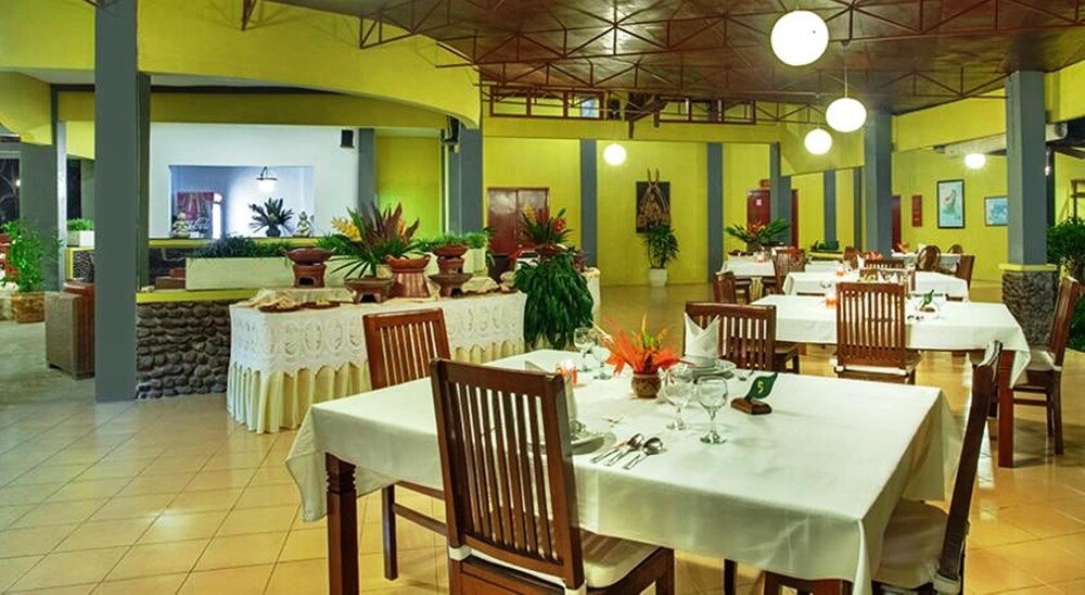 margo utomo hill view resort