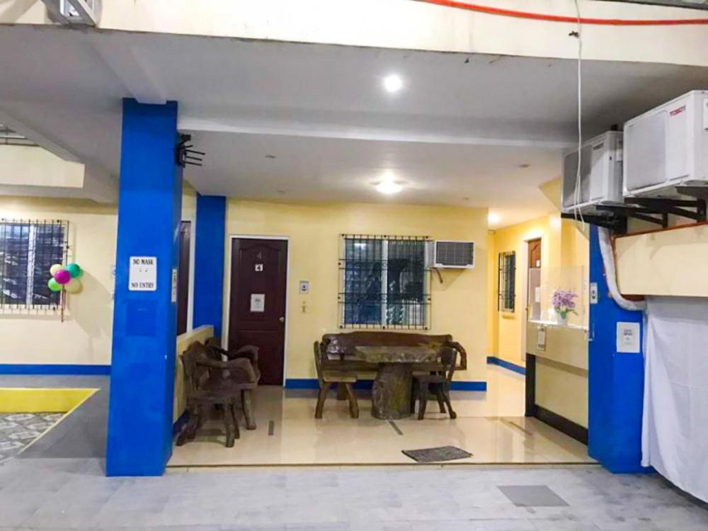 the glasshouse in bohol