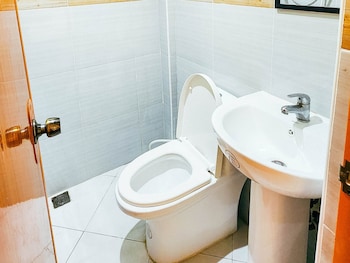 the glasshouse in bohol