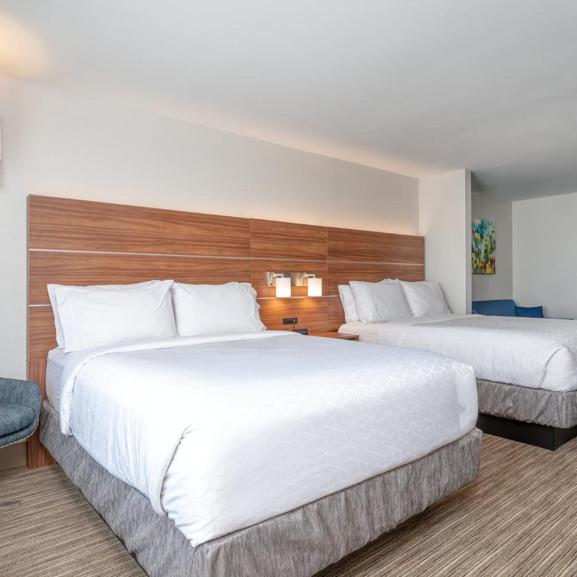 holiday inn express and suites thornburg s freder