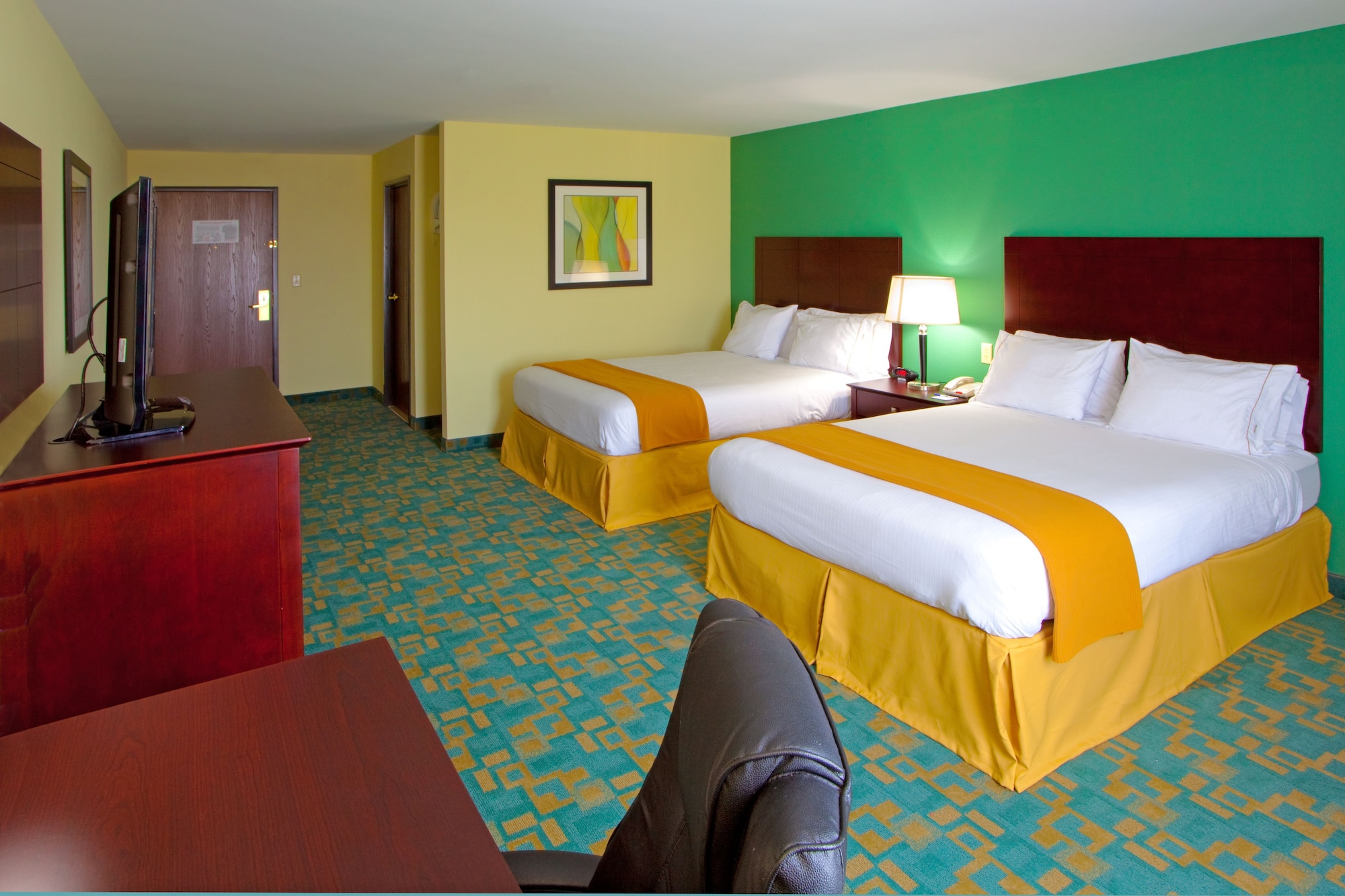 holiday inn express and suites thornburg s freder