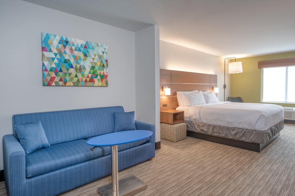 holiday inn express and suites thornburg s freder