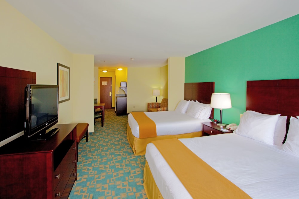 holiday inn express and suites thornburg s freder