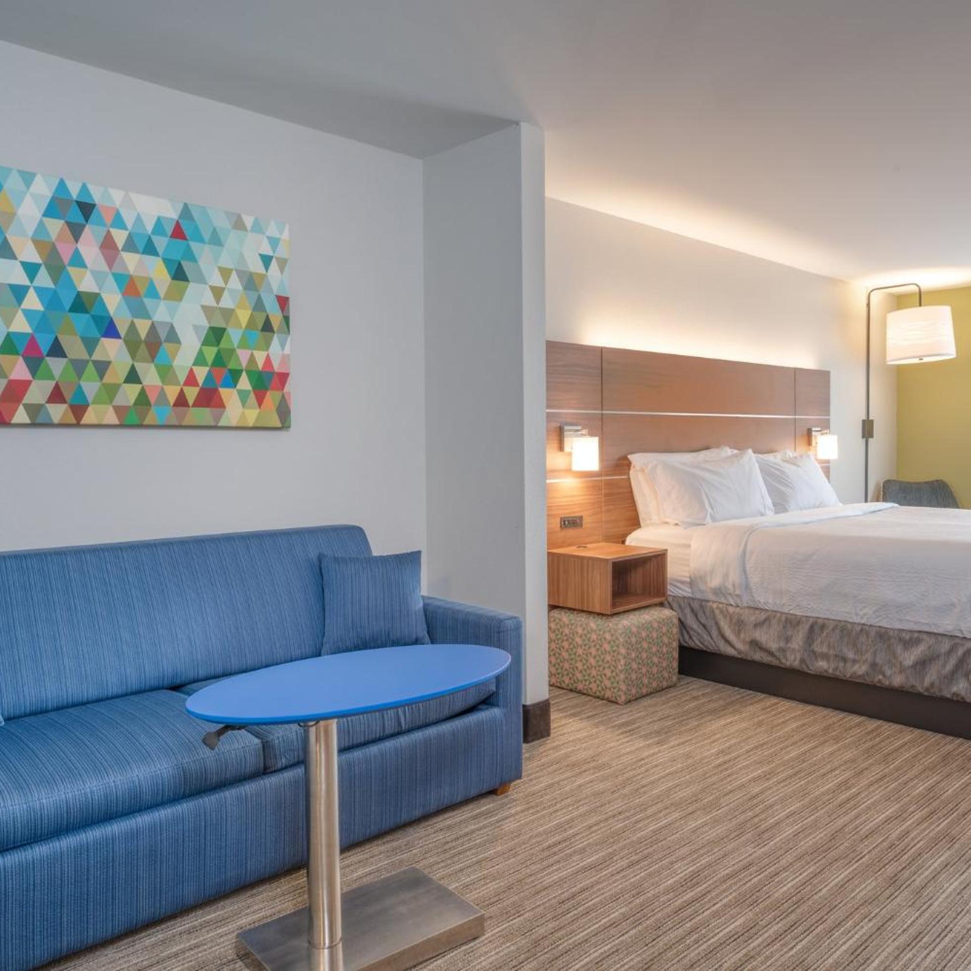 holiday inn express and suites thornburg s freder