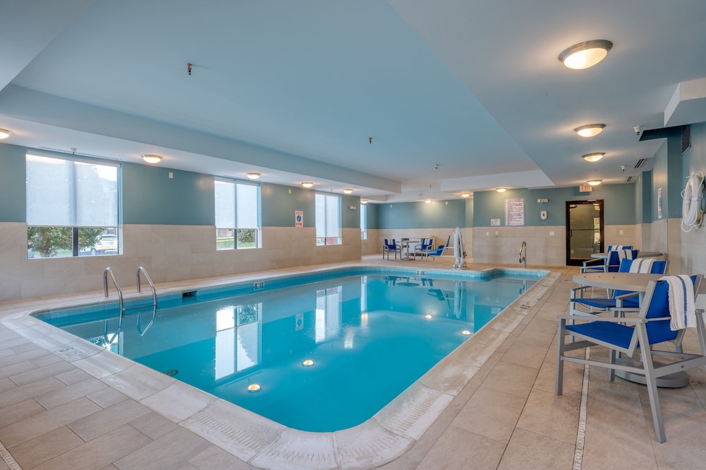 holiday inn express and suites thornburg s freder