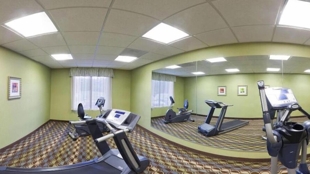 holiday inn express and suites thornburg s freder