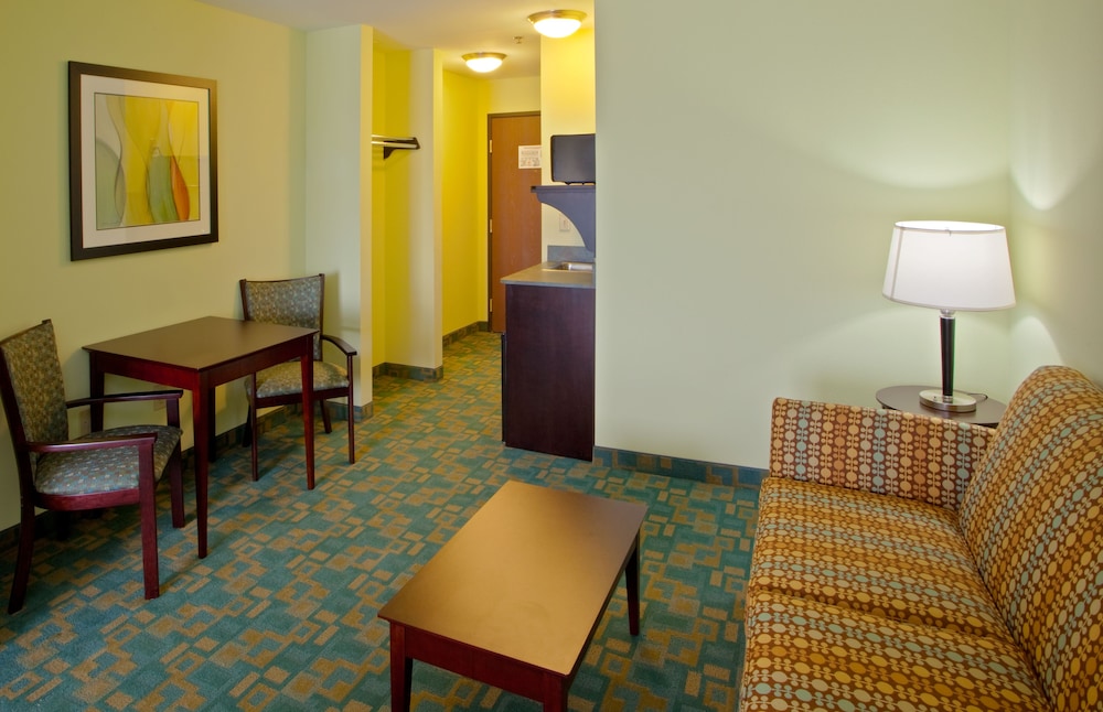 holiday inn express and suites thornburg s freder