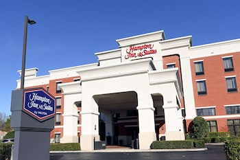 hampton inn suites smithfield