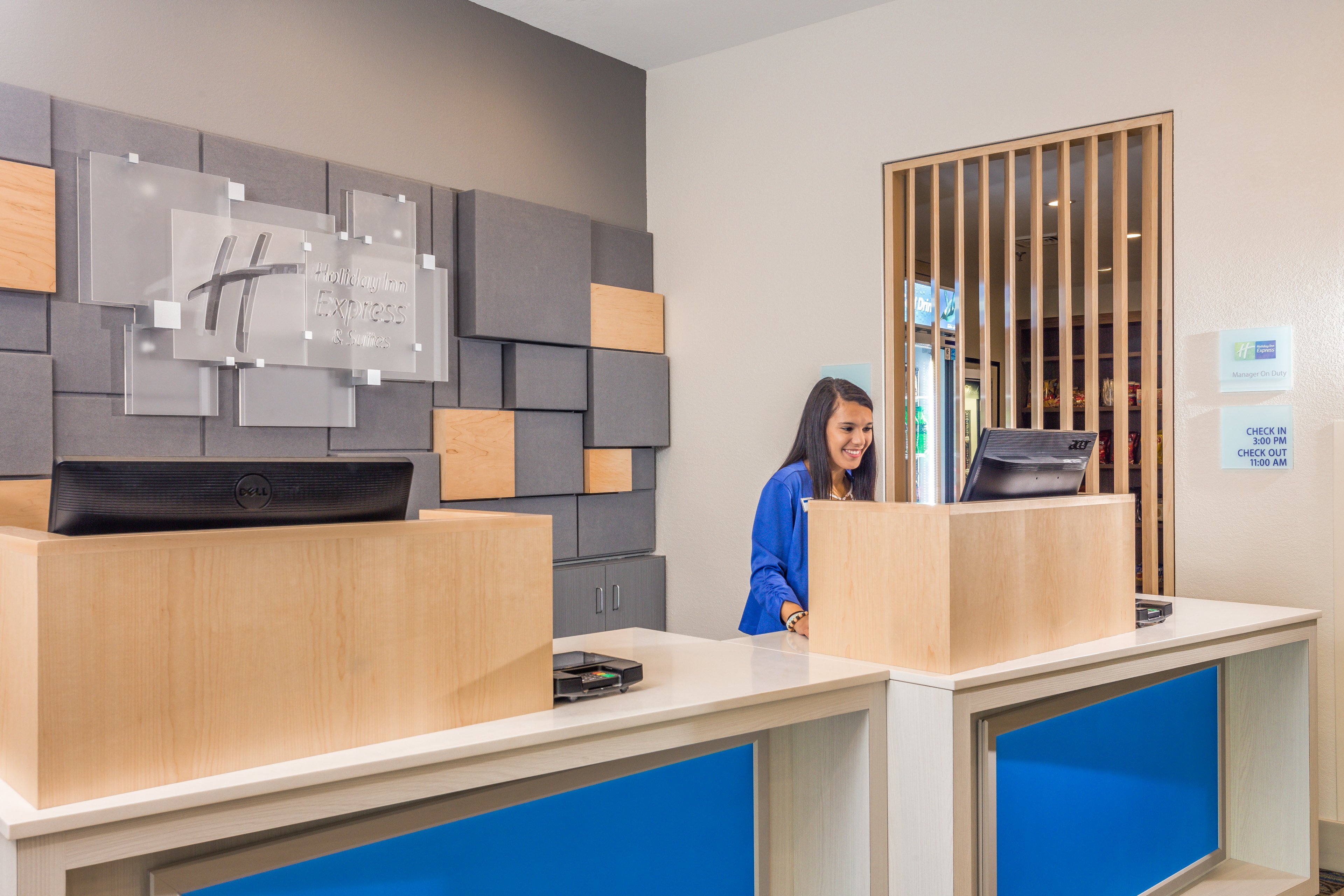holiday inn express and suites eau claire north by ihg