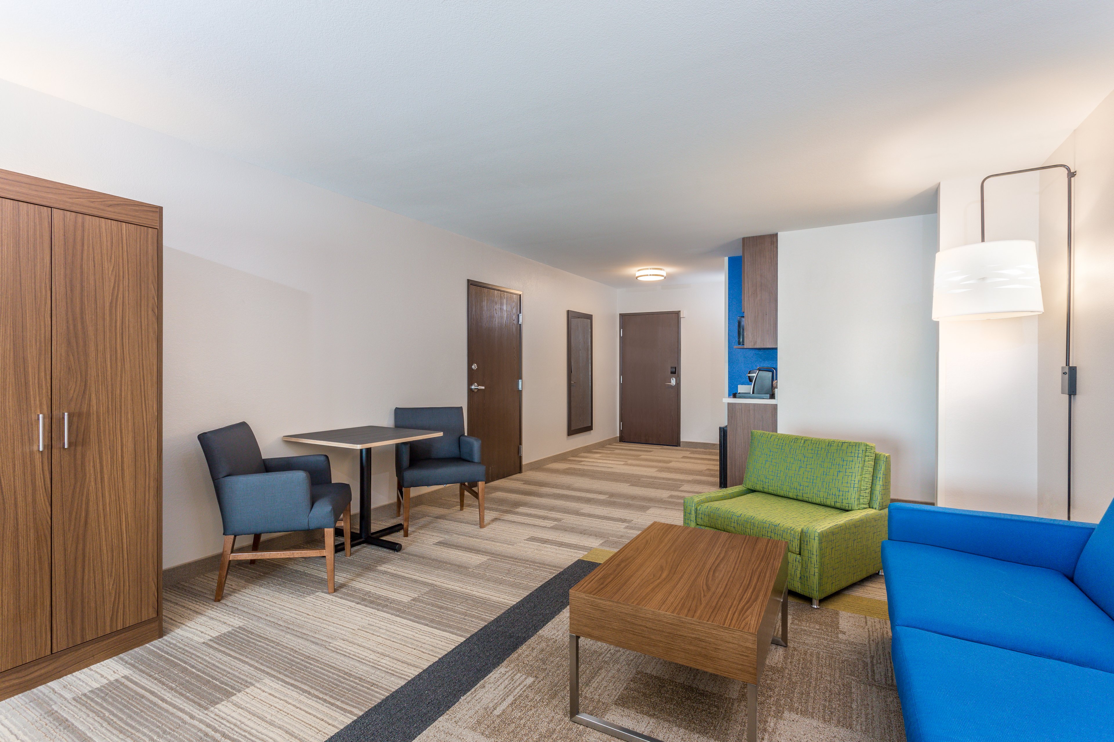 holiday inn express and suites eau claire north by ihg