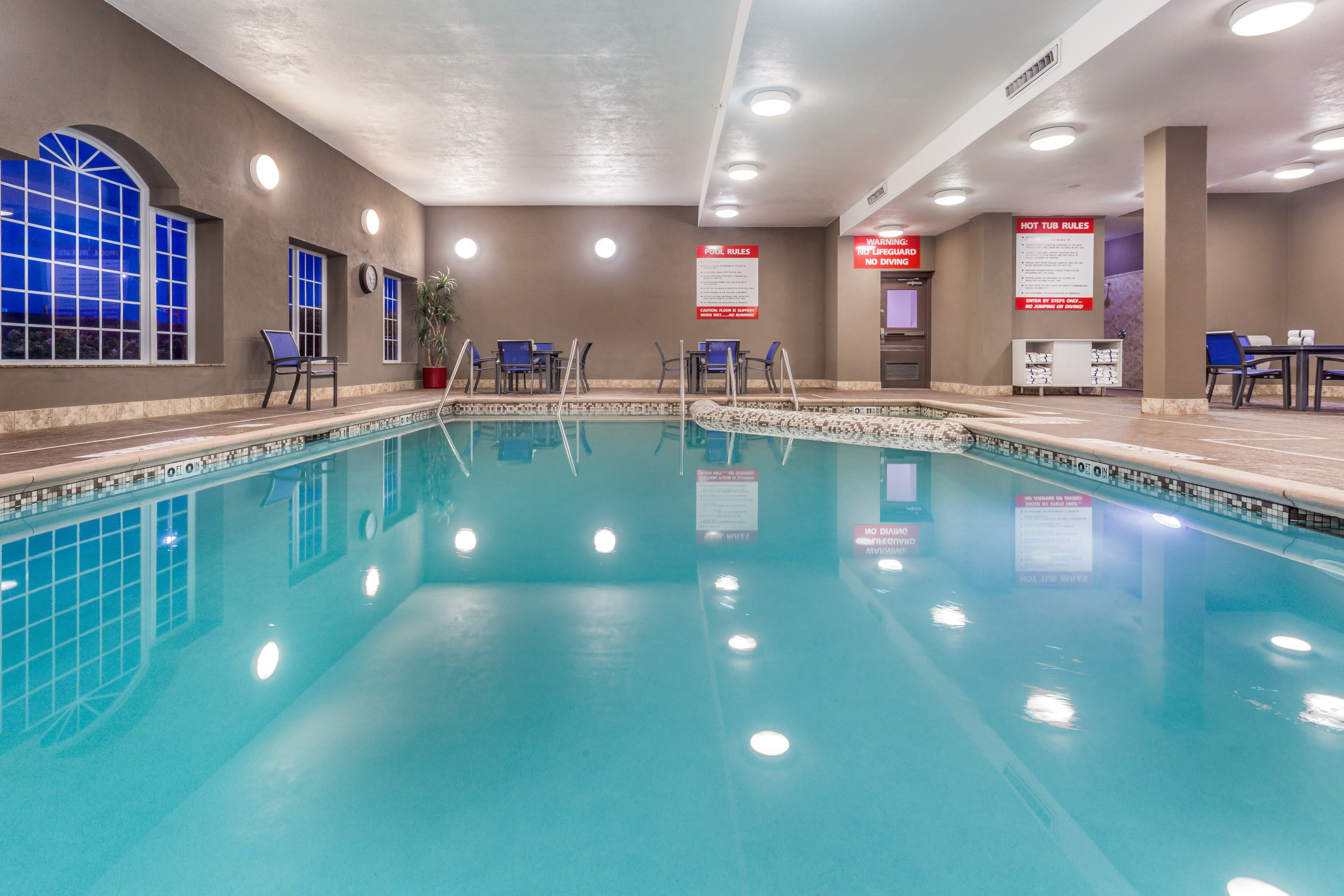 holiday inn express and suites eau claire north by ihg