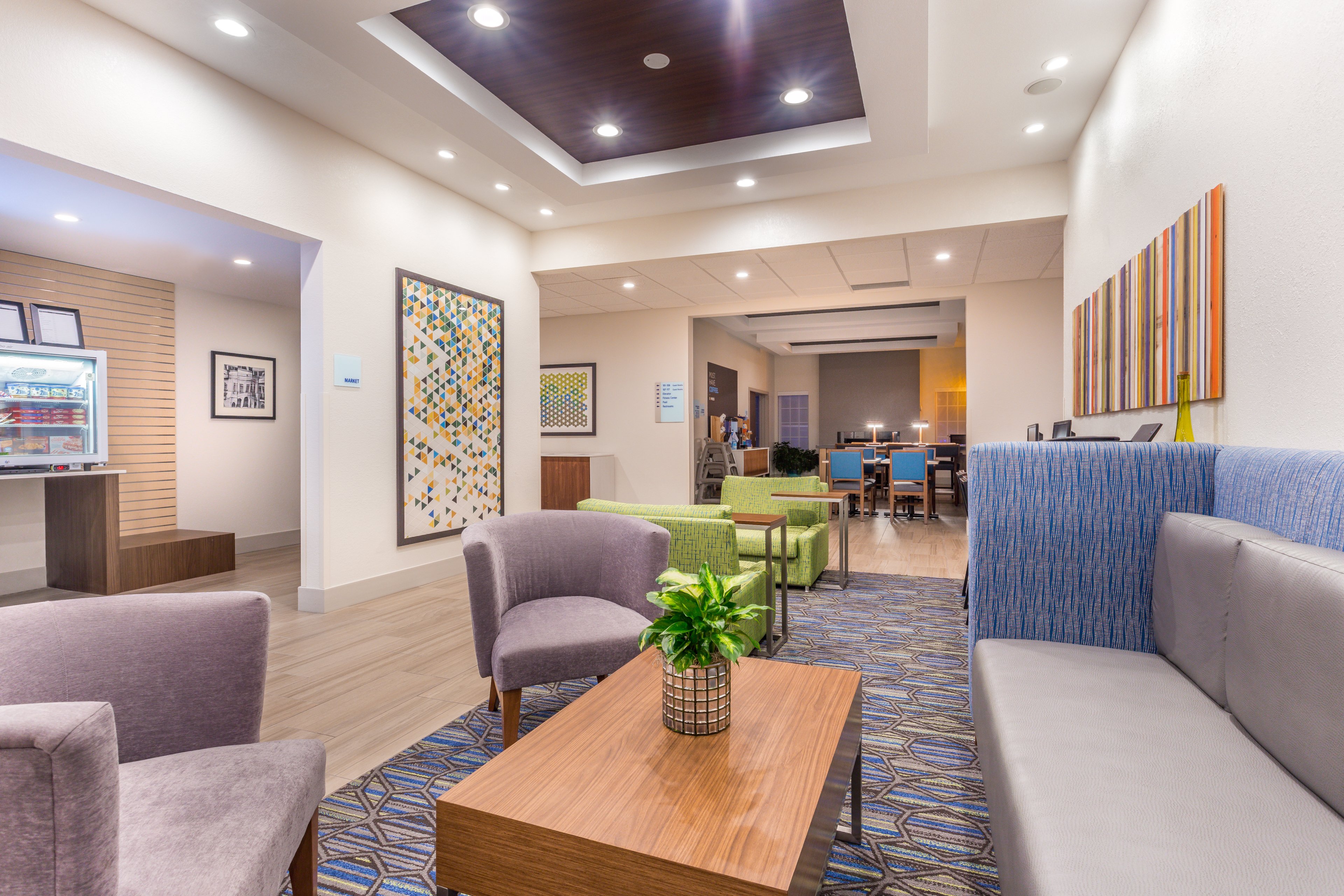 holiday inn express and suites eau claire north by ihg