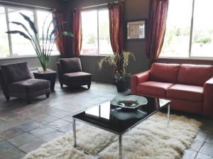 court plaza inn and suites
