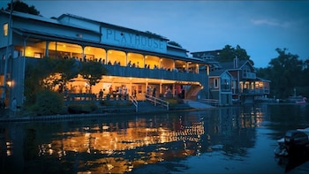The Gananoque Inn,Kingston>>Gananoque,3 star