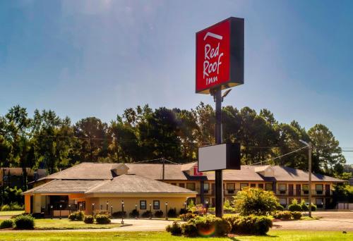 red roof inn columbus ms