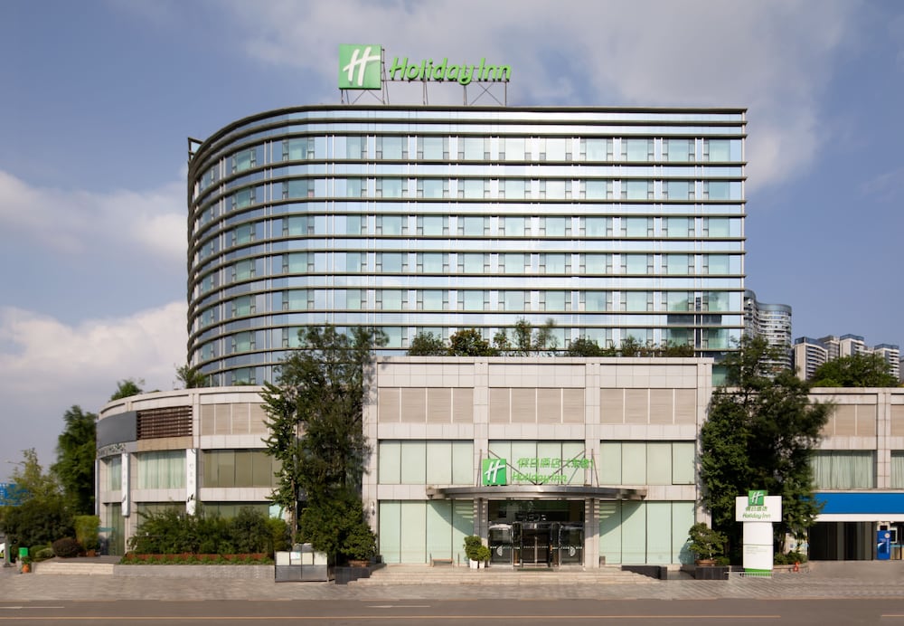 holiday inn chengdu century city east tower