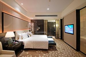rainbird international hotel