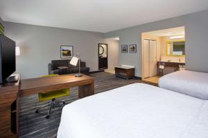 hampton inn and suites athens i 65 huntsville area