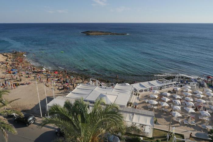 ah premium isola di pazze