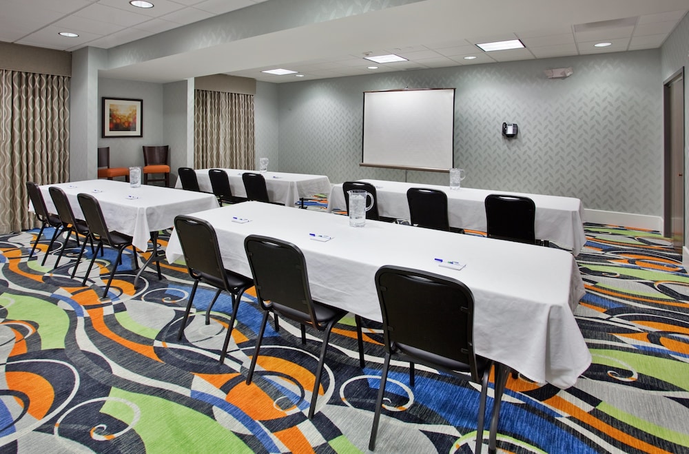 holiday inn express hotel and suites festus south