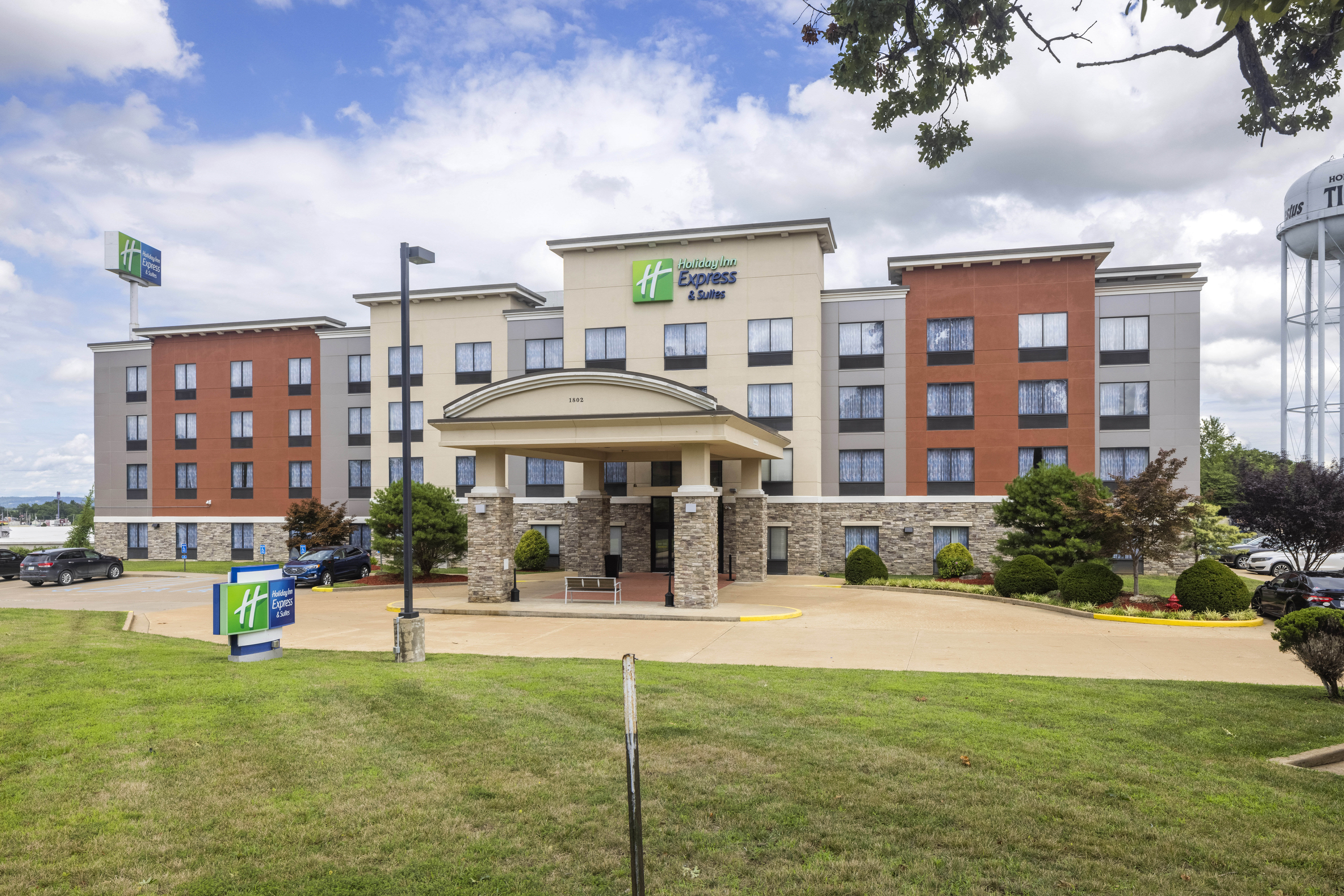 holiday inn express hotel and suites festus south
