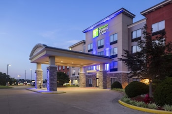 holiday inn express hotel and suites festus south
