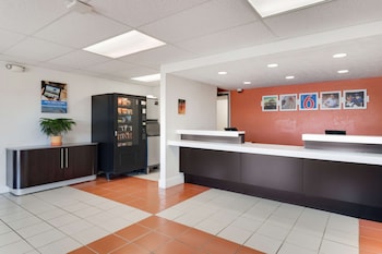Motel 6 Youngstown, Oh,Girard>>Canfield,2 star