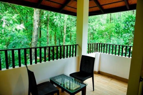 Nature Kingdom,Chikkamagaluru>>Birur,5 star